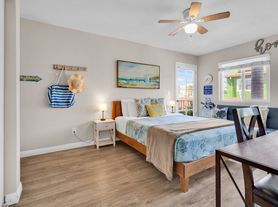 3630 Bayside Ln, San Diego, CA