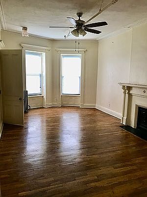 1st image of 446 Grand Ave #3