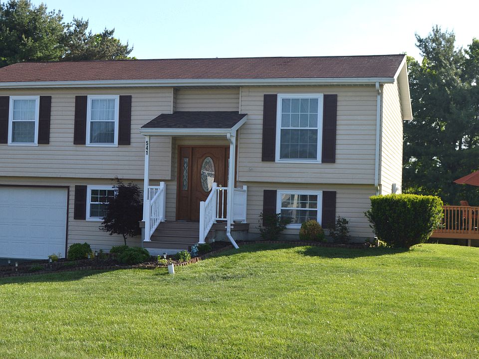 1st image of 541 Meadowbrook Pkwy W