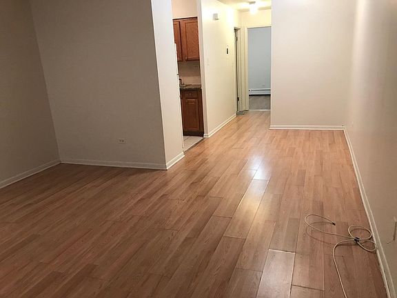 5th image of 9920 Pacific Ave