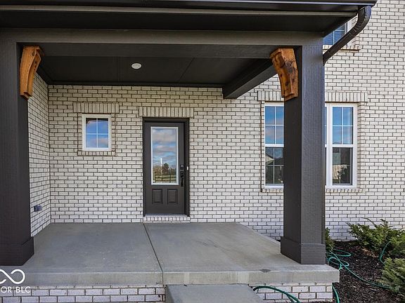 2nd image of 9317 Coopers Ln