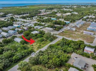 31014 Avenue E, Big Pine Key, FL 33043
