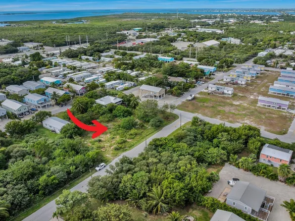 31014 Avenue E, Big Pine Key, FL 33043