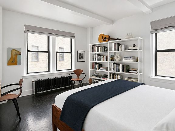 4th image of 425 E 51st St APT 2D