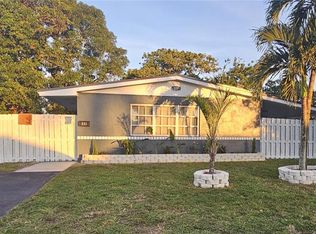 331 N 70th Way, Hollywood, FL 33024