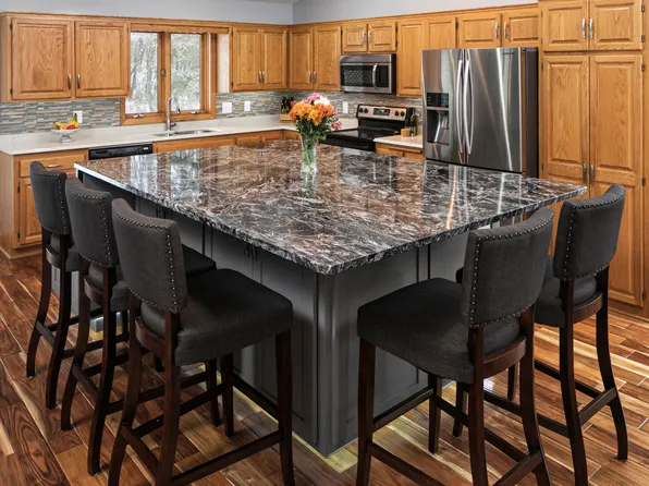 13430 43rd Ave N, Plymouth, MN 55442