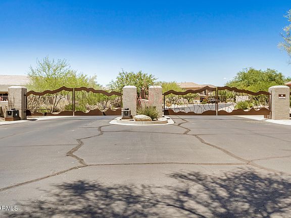 3rd image of 5346 E Gloria Lane