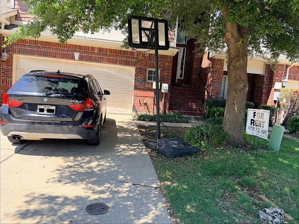 1st image of 2524 Kent Dr