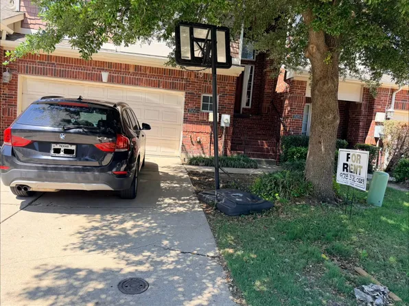 2524 Kent Dr, Irving, TX 75062