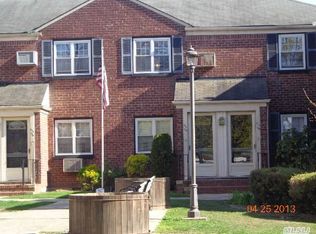 21110 69th Ave, Oakland Gardens, NY 11364
