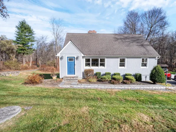 72 Harvey Road, Ridgefield, CT 06877