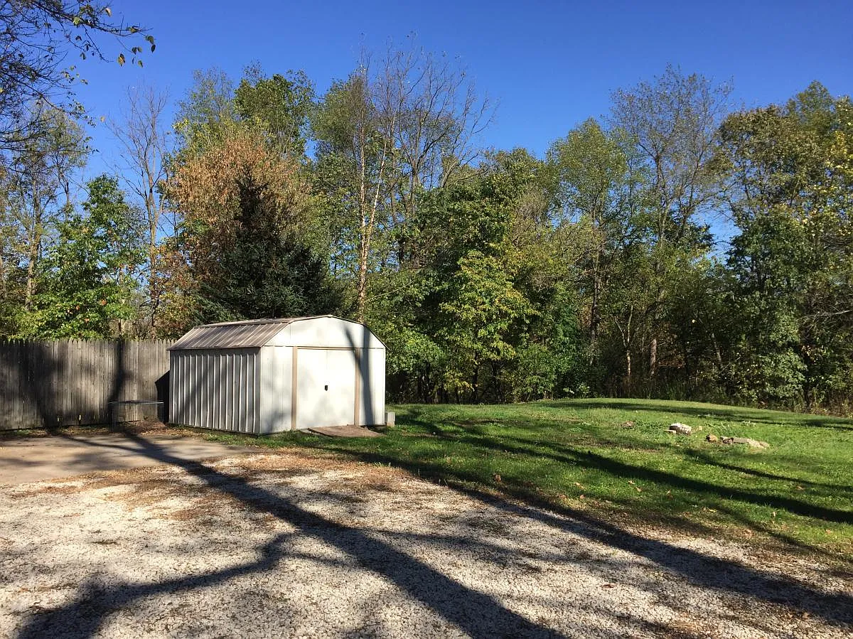 Middlebranch Avenue NE, Canton — Photo 4