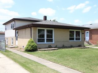 14816 Trumbull Ave, Midlothian, IL 60445