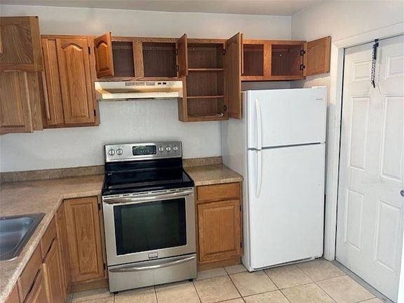 3rd image of 1521 NW 43rd Ave APT 203