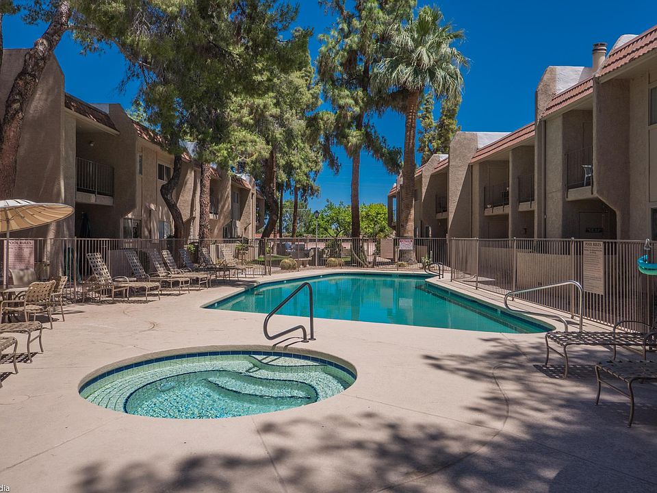 Condo adjacent to pool