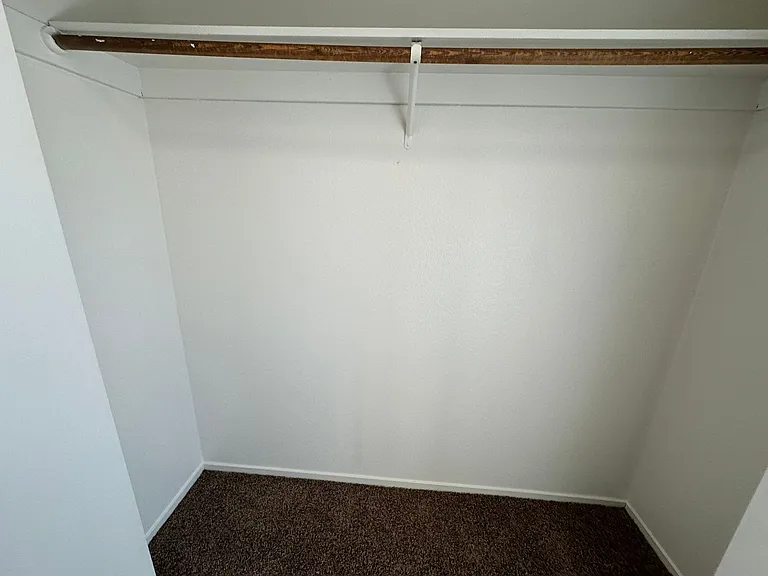 7813 S Laurelglen Blvd — Photo 9