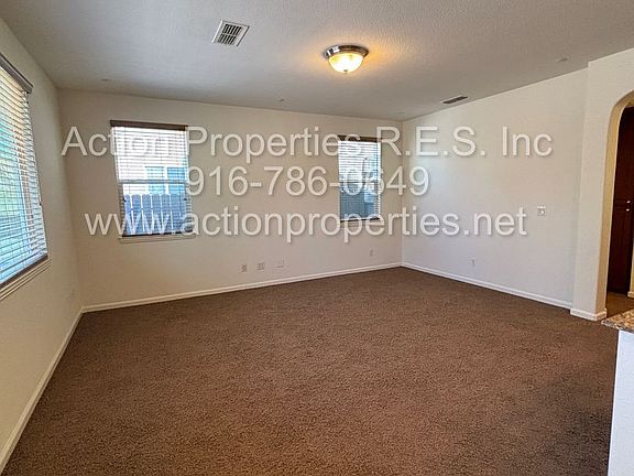 4th image of 3089 Ardley Dr