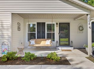 1004 Massey Rd, Jacksonville, NC 28546