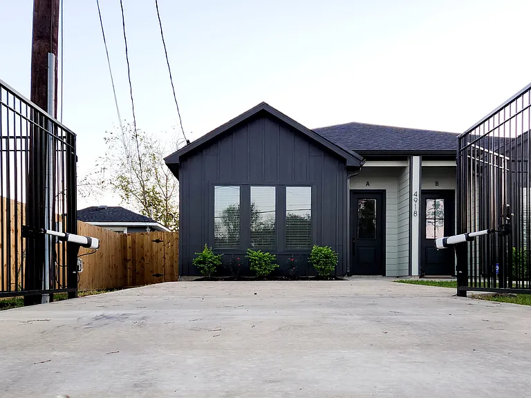 4918 Wilmington St #B — Photo 23