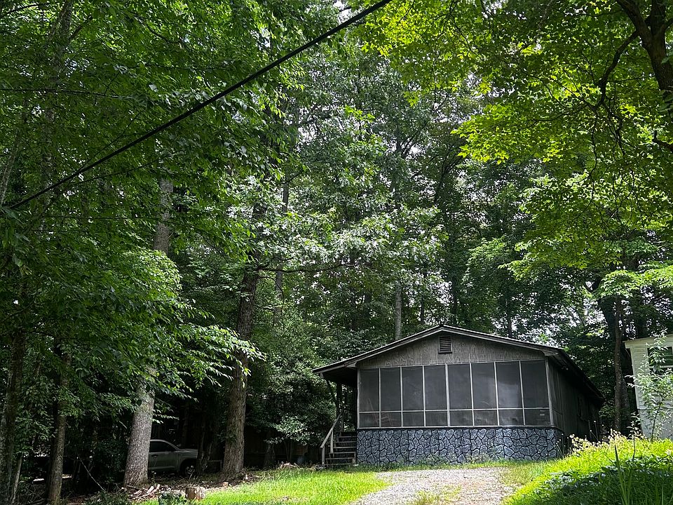 1st image of 670 Ruby Lake Dr