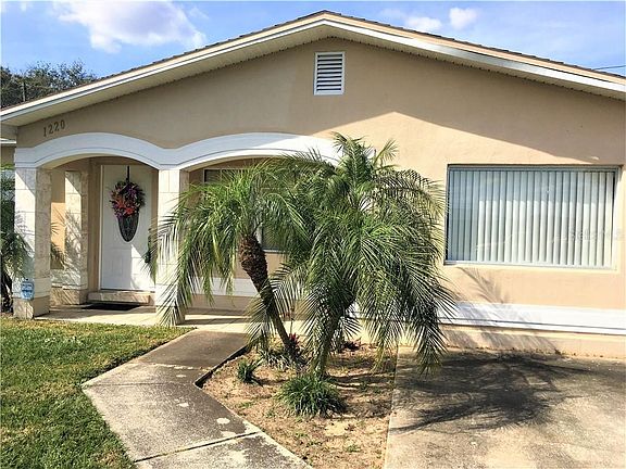 3rd image of 1220 Citrus Ct
