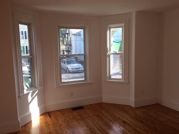 2nd image of 6 Roberts St #1
