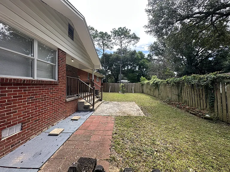 2833 Bellview Ave — Photo 17