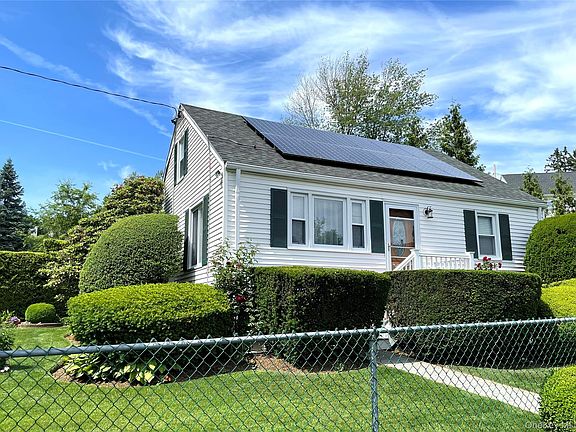 3rd image of 11 Brook Road