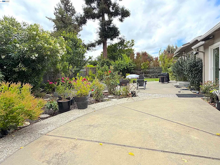 41348 Whitecrest Ct — Photo 29