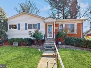 906 Malta Ln, Silver Spring, MD 20901