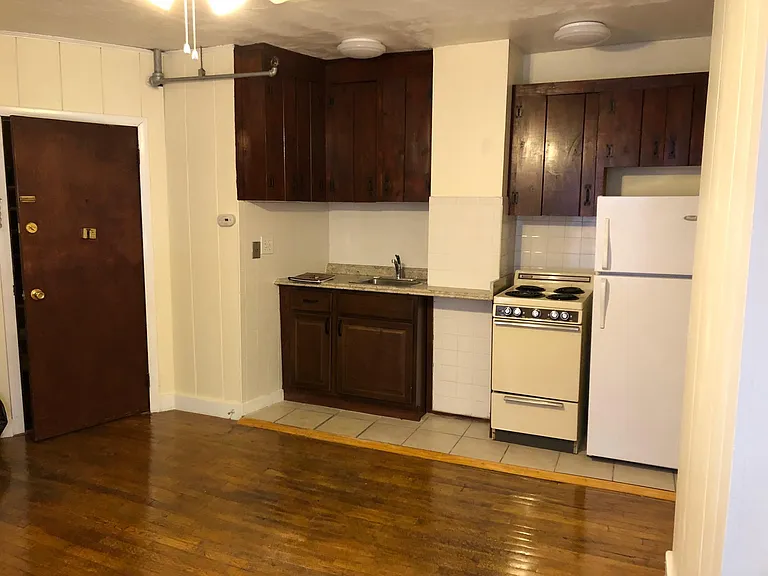 7 Phillips St #2 — Photo 5