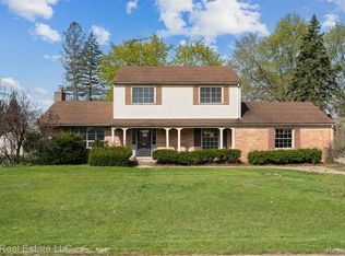 52489 Butternut Dr, Shelby Township, MI 48316