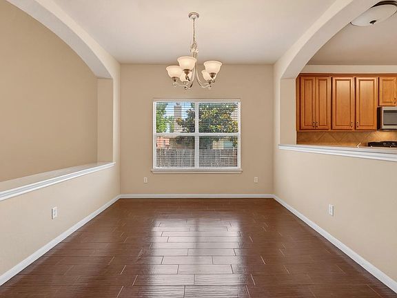 5th image of 4489 Western Lake Dr