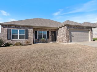2115 Matthews Meadows Ln, Conway, AR 72032
