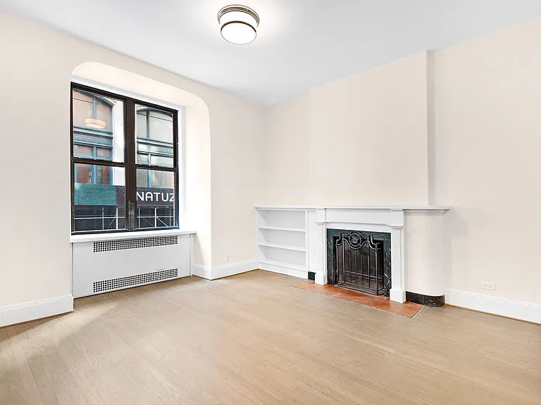 121 Madison Ave #2D — Photo 4