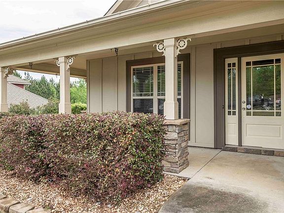 5th image of 679 Lee Road 450