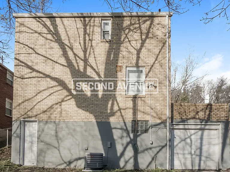 610 Churchill Ave — Photo 15