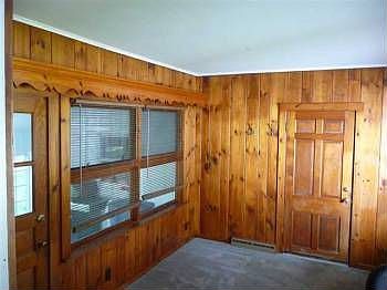 4th image of 12 Brookwood Dr