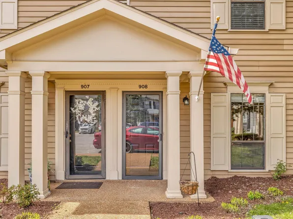 908 Brentwood Pointe, Brentwood, TN 37027