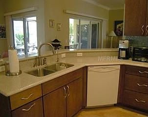 5th image of 327 Lake Cassidy Dr