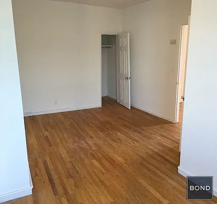 Rented by Bond New York | media 32