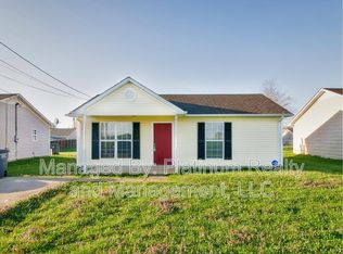 947 Stateline Rd, Oak Grove, KY 42262