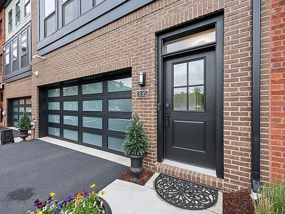 3rd image of 335 Azalea Dr