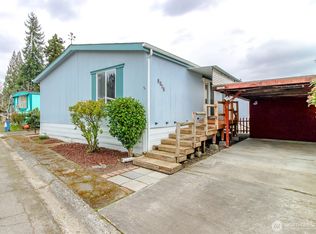 8318 38th St E, Puyallup, WA 98371