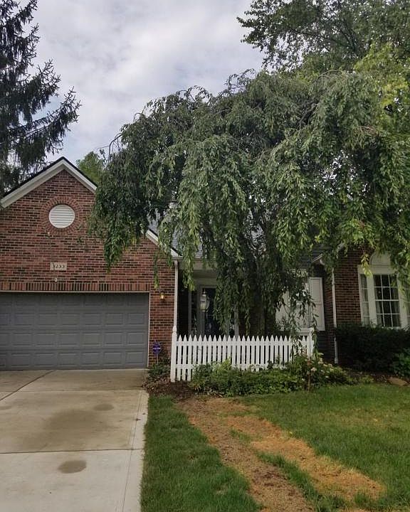 1st image of 3233 Farmbrook Dr