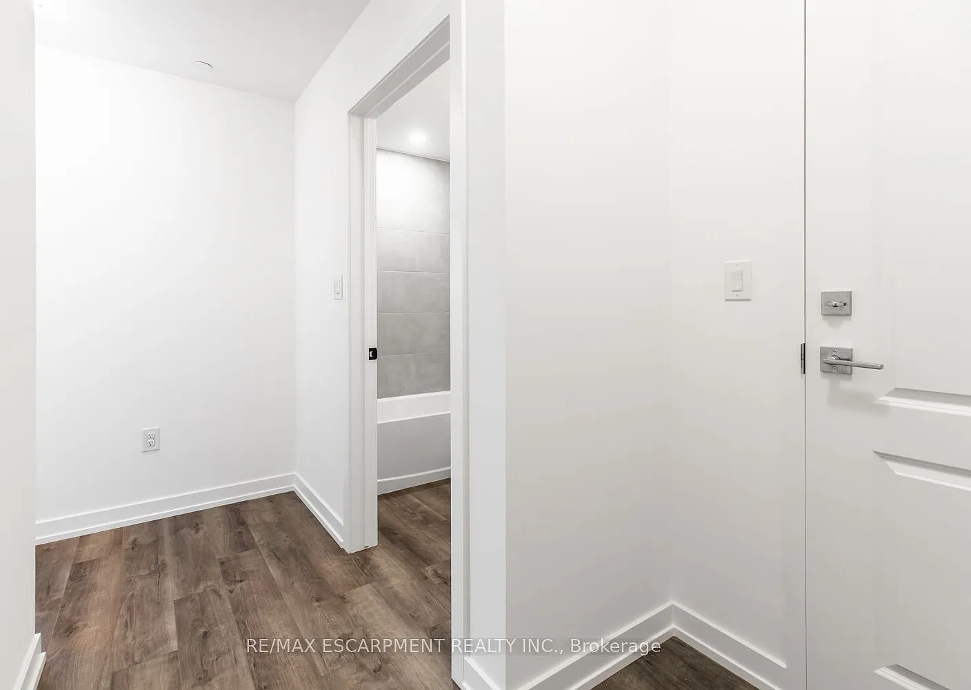 1 bed, $2,200 — Photo 3