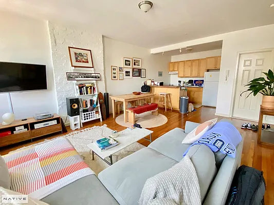 Rented by Native Real Estate LLC | media 11