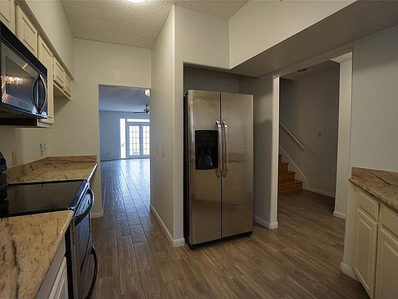4th image of 5919 Woodway Place Ct