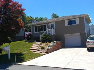 107 Eddy St, Olyphant, PA 18447