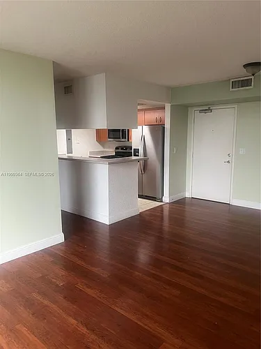 816 NW 11th St #1002 Photo 1